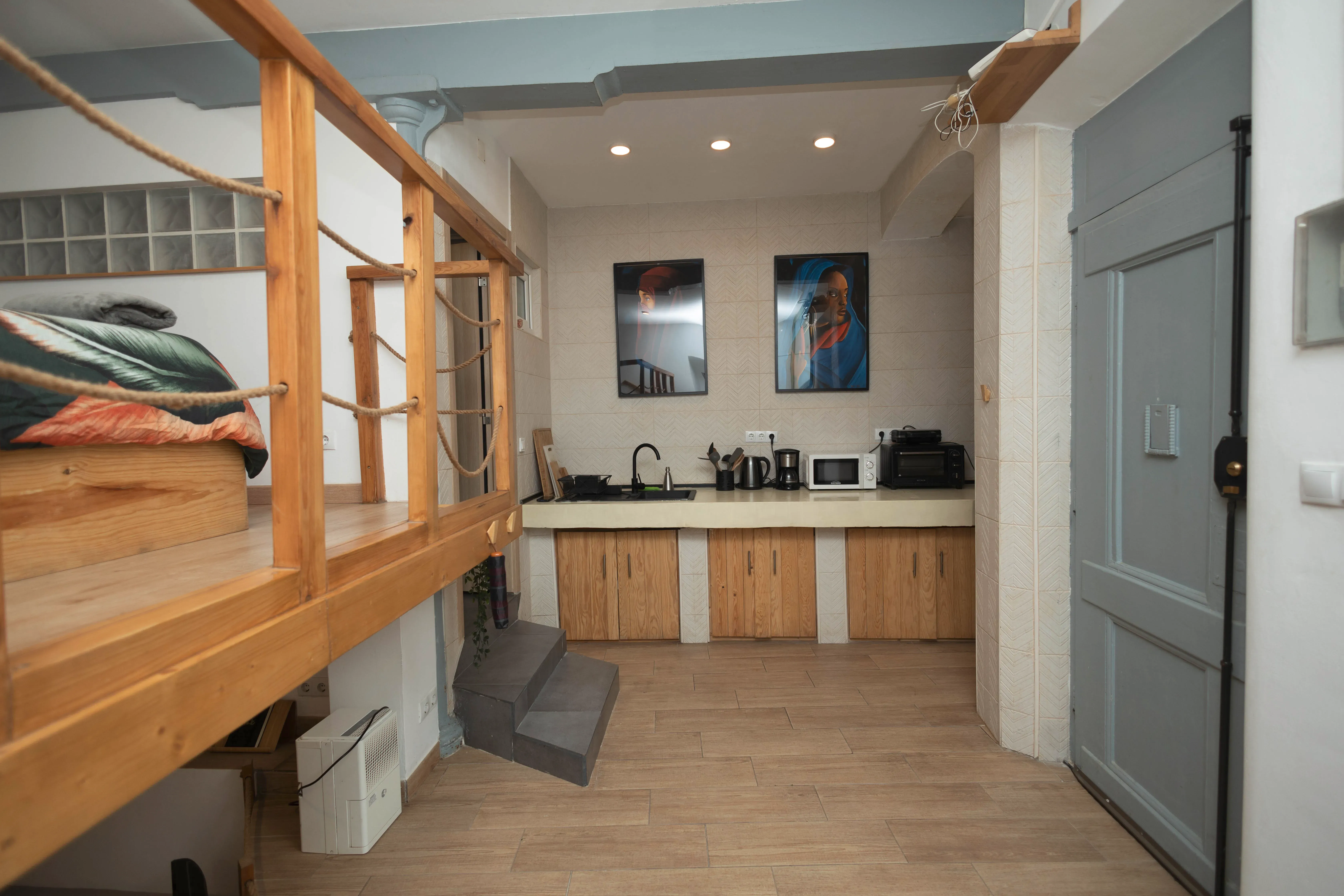 LOFT