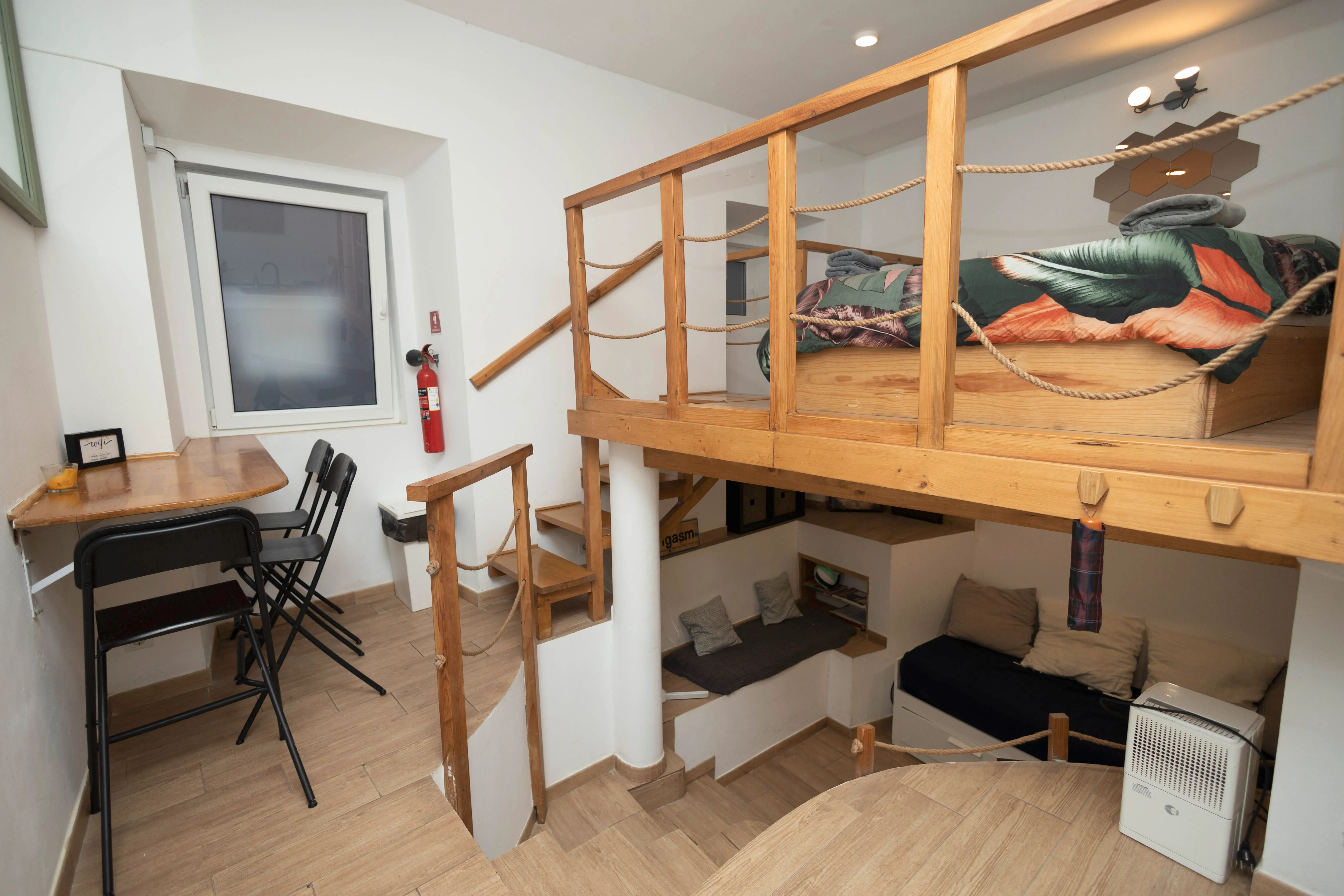 LOFT